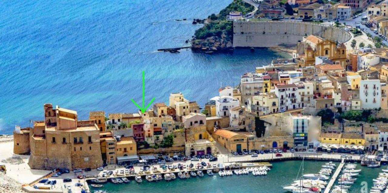 카스텔라마레델골포 Castello A Mare 아파트 외부 사진